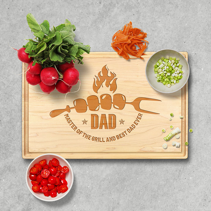 Master of The Grill Personalized Maple Cutting Board